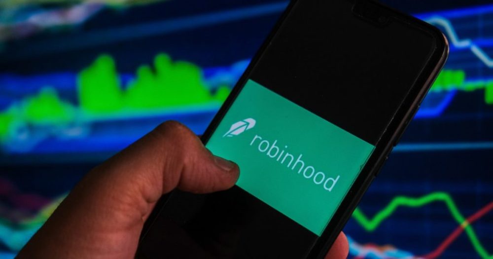 神秘新鲸鱼从Robinhood账户中取出巨额DOGE，一场价值2.6亿的神秘交易