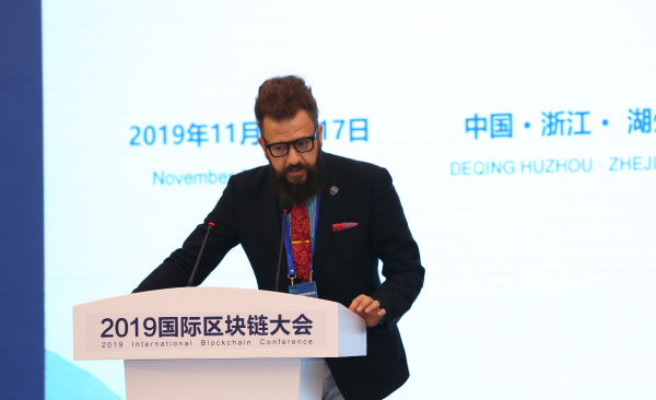 CFTC委员卸任，开启区块链协会首席执行官新旅程